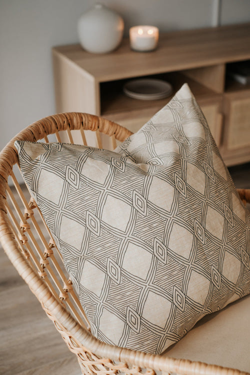 Coussin en plumes et housse Amina